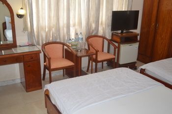 Hanh Phuc Hotel โฮจิมินห์ซิตี้ ภายนอก รูปภาพ